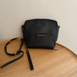 Michael Kors Black Crossbody Bag with Wristlet Wallet